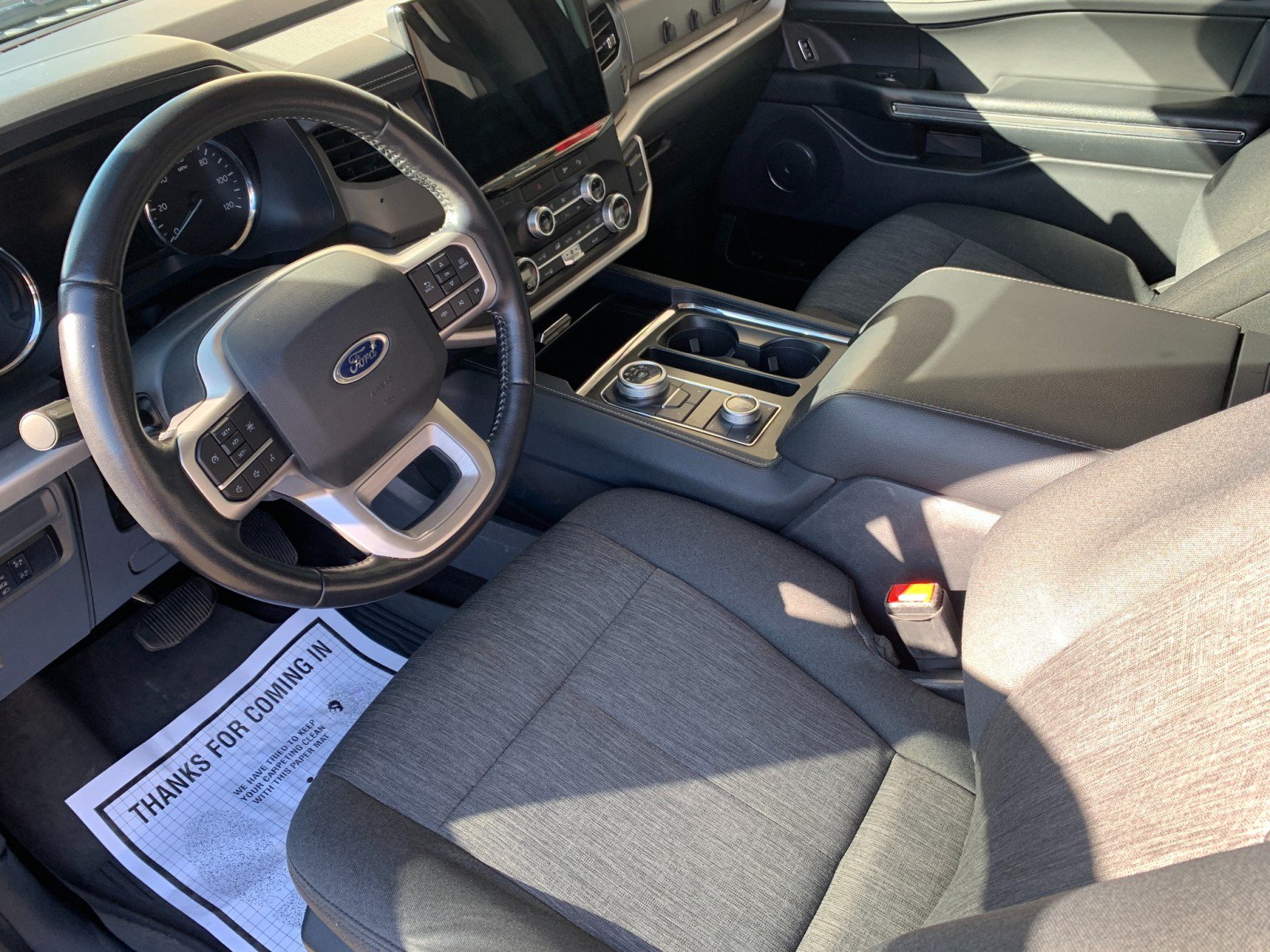 Used 2023 Ford Expedition XLT AWD/4WD image 15