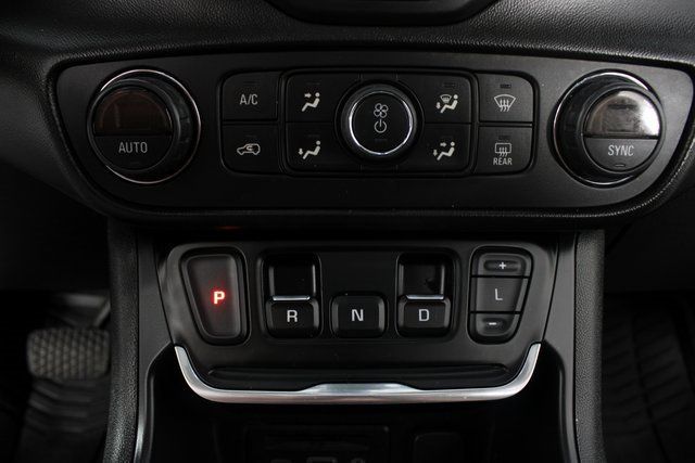 Used 2020 GMC Terrain Denali w/ Denali Premium Package image 7