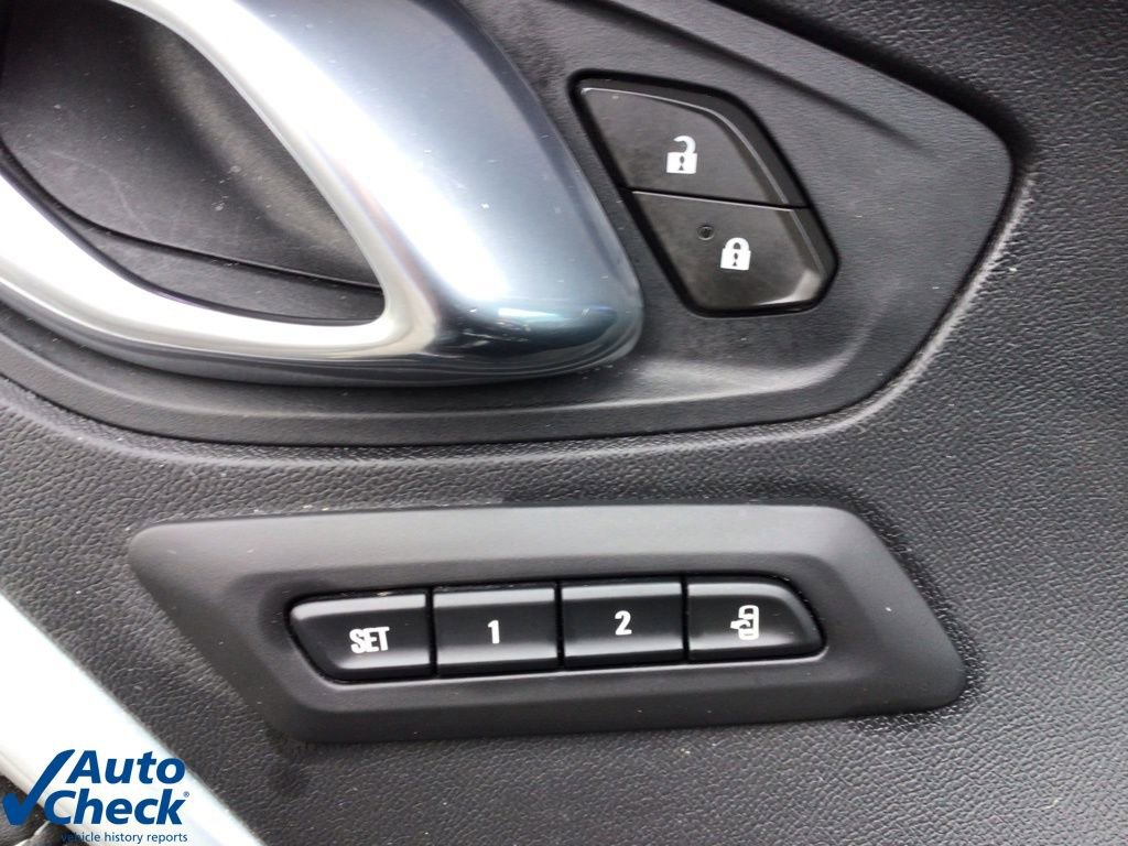 Used 2021 Chevrolet Camaro SS image 12