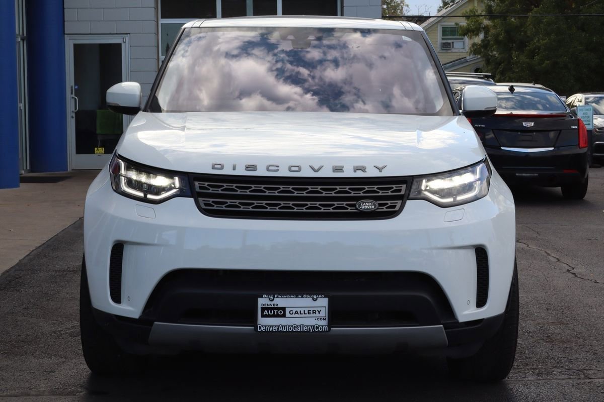 Used 2020 Land Rover Discovery SE image 6