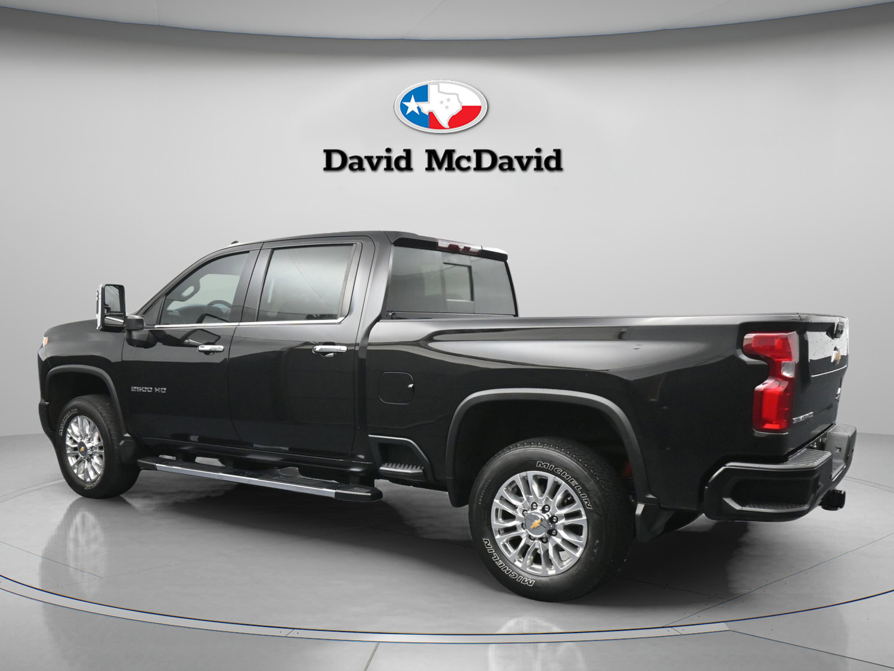Used 2023 Chevrolet Silverado 2500 High Country w/ Safety Package II AWD/4WD image 6