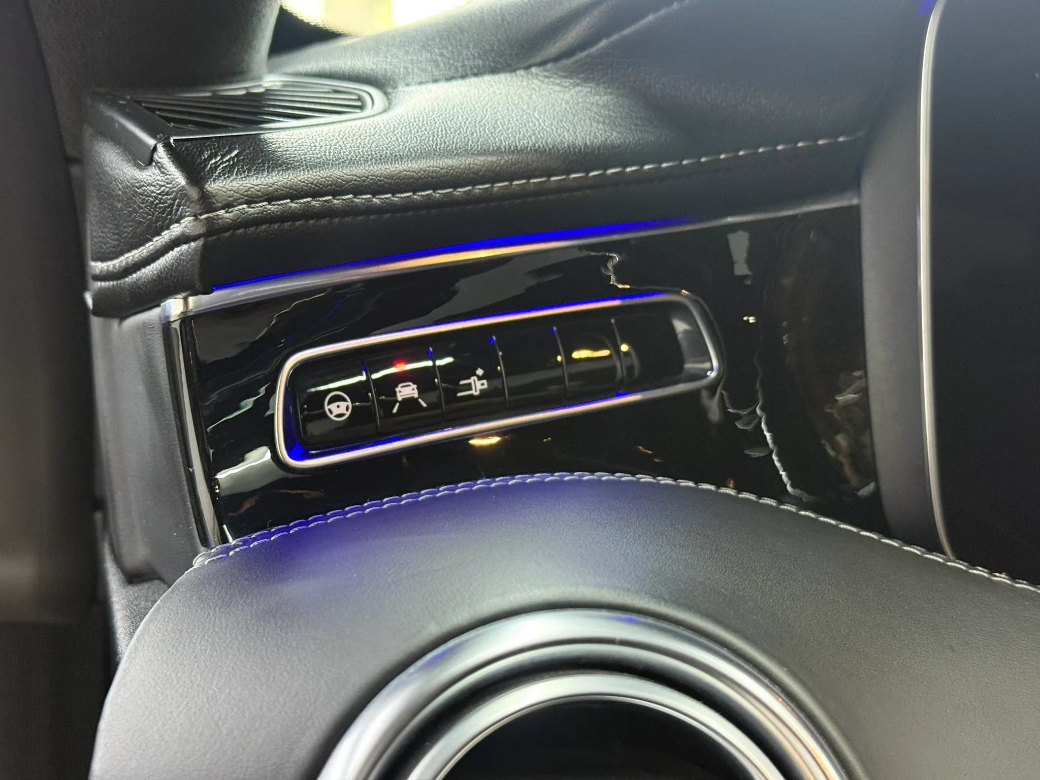 Used 2019 Mercedes-Benz S 560 Cabriolet image 31