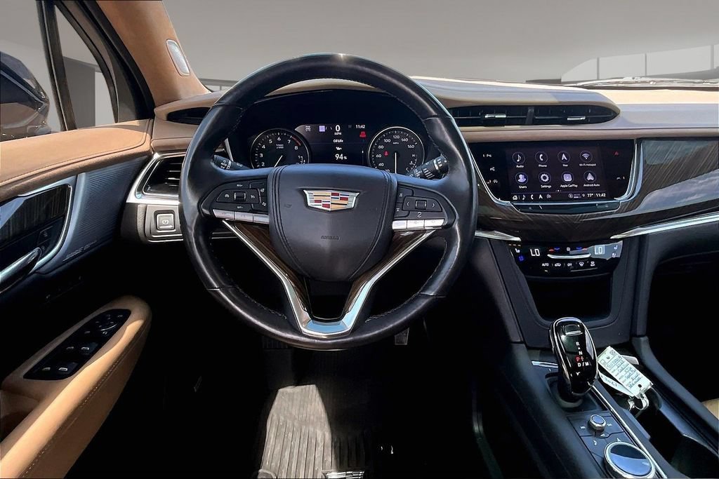 Certified 2023 Cadillac XT6 Premium Luxury w/ Platinum Package AWD/4WD image 5