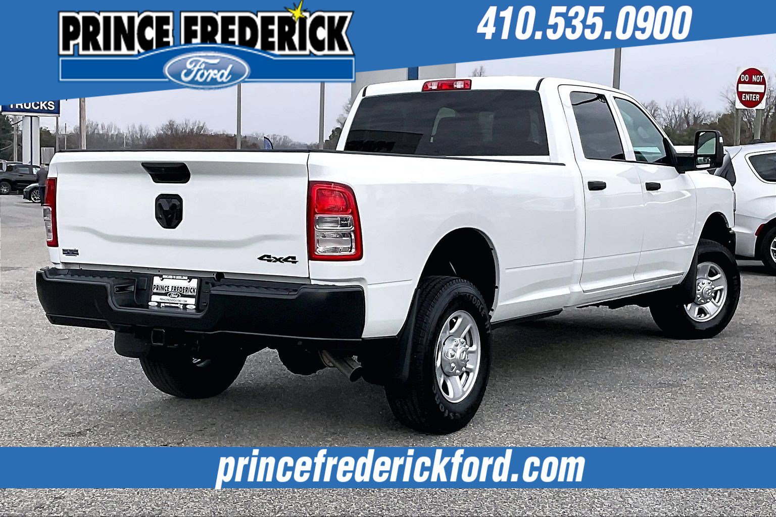 Used 2024 RAM 3500 Tradesman w/ Convenience Group image 12