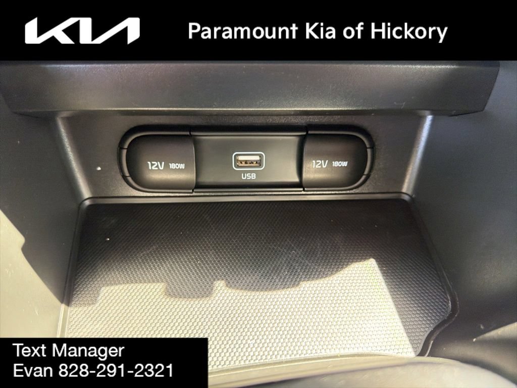 Used 2022 Kia Soul LX w/ Technology Package FWD image 23