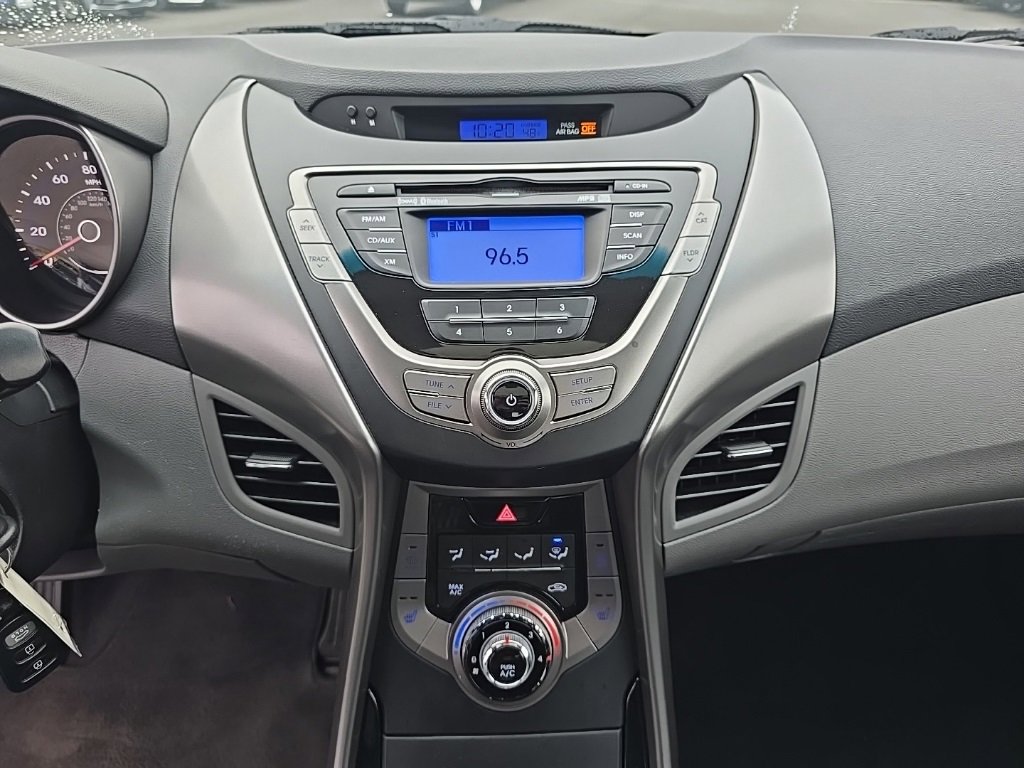 Used 2013 Hyundai Elantra Limited image 13
