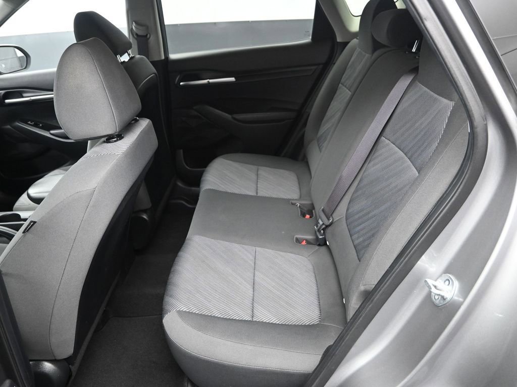 Used 2023 Kia Seltos LX image 28