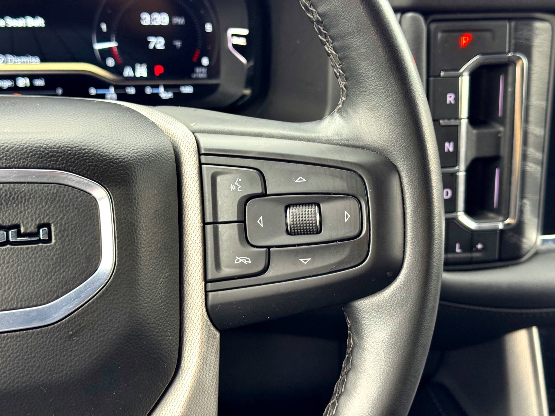 Used 2024 GMC Yukon Denali image 27