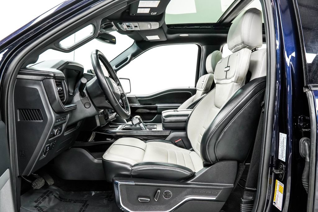 Used 2022 Ford F150 Lightning Platinum image 16