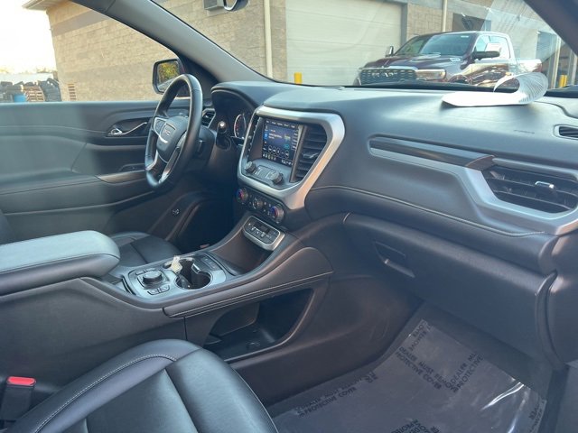 Used 2023 GMC Acadia SLT image 11