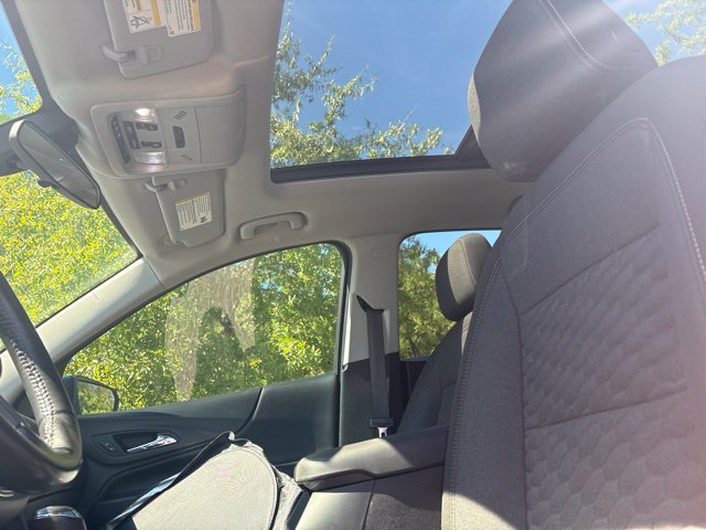 Used 2019 Chevrolet Equinox LT FWD image 3