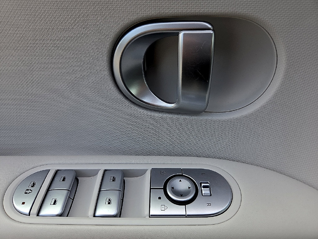 Used 2024 Hyundai Ioniq 5 SEL RWD image 15