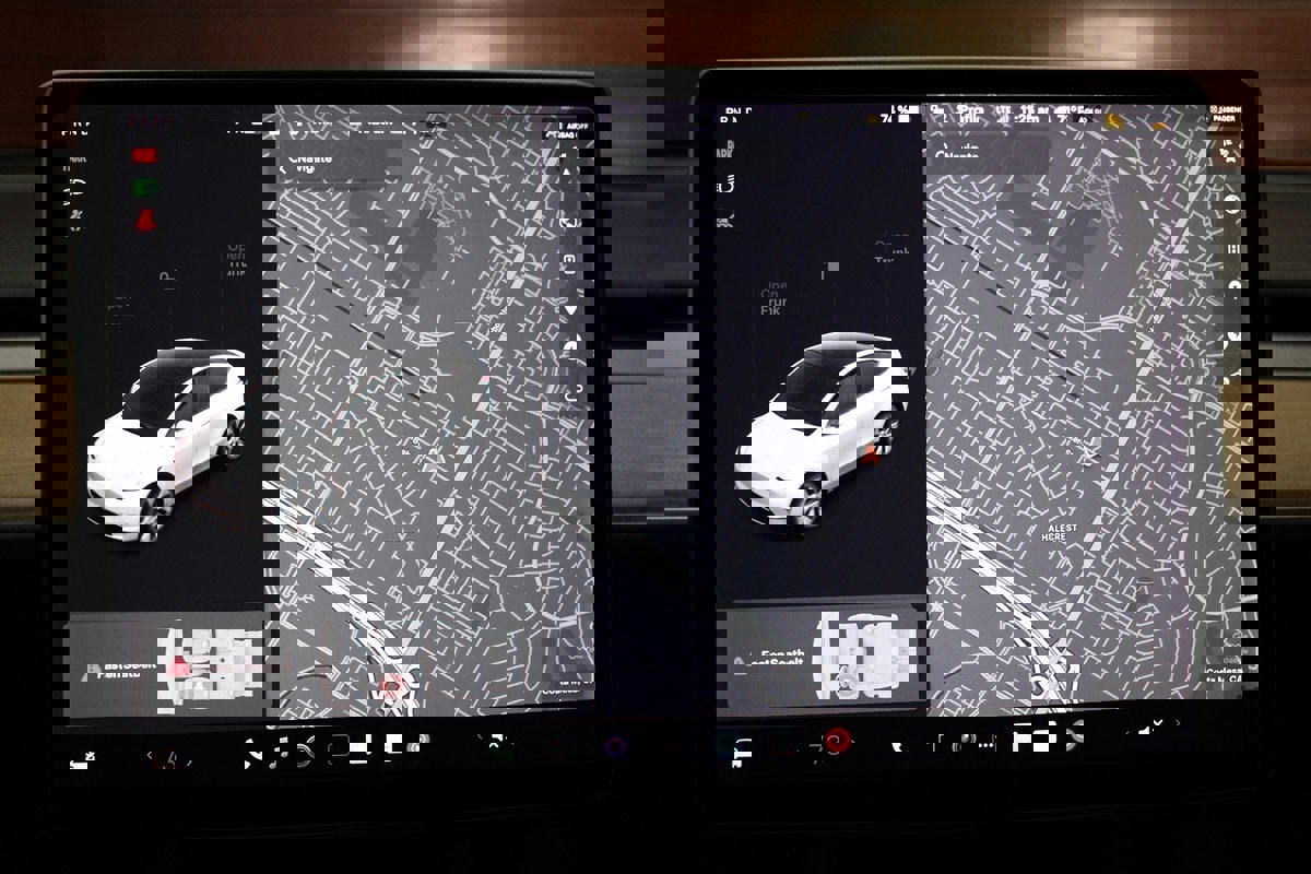 Used 2021 Tesla Model Y Long Range image 12