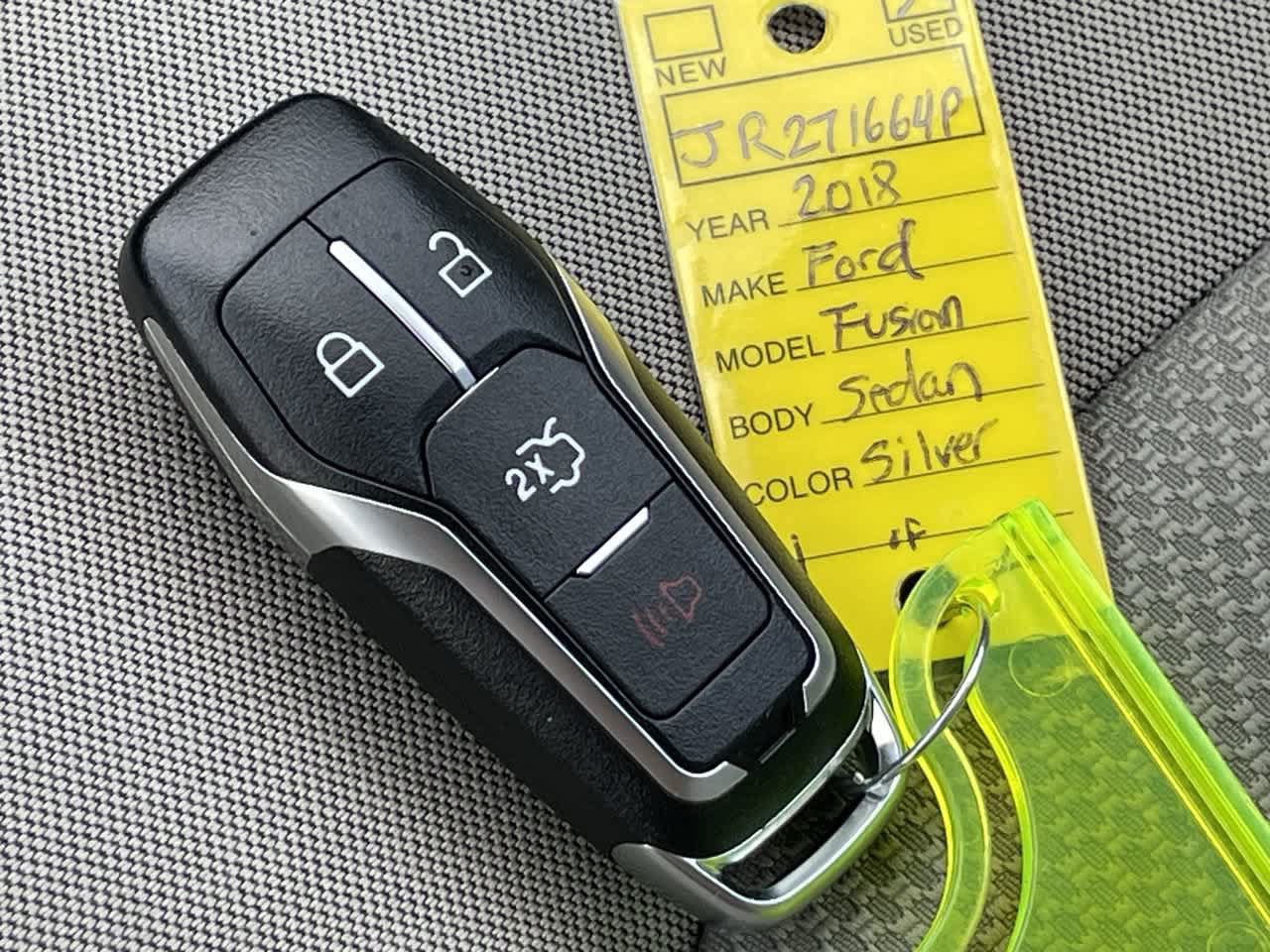 Used 2018 Ford Fusion SE FWD image 26