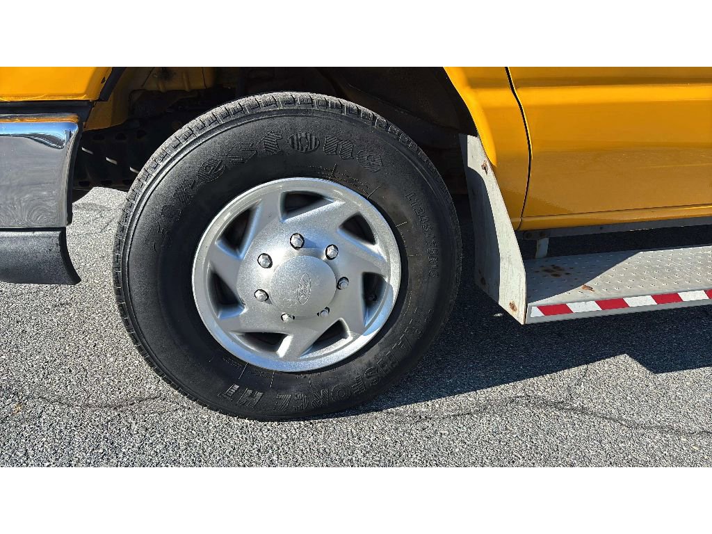 Used 2014 Ford E-250 and Econoline 250 image 21