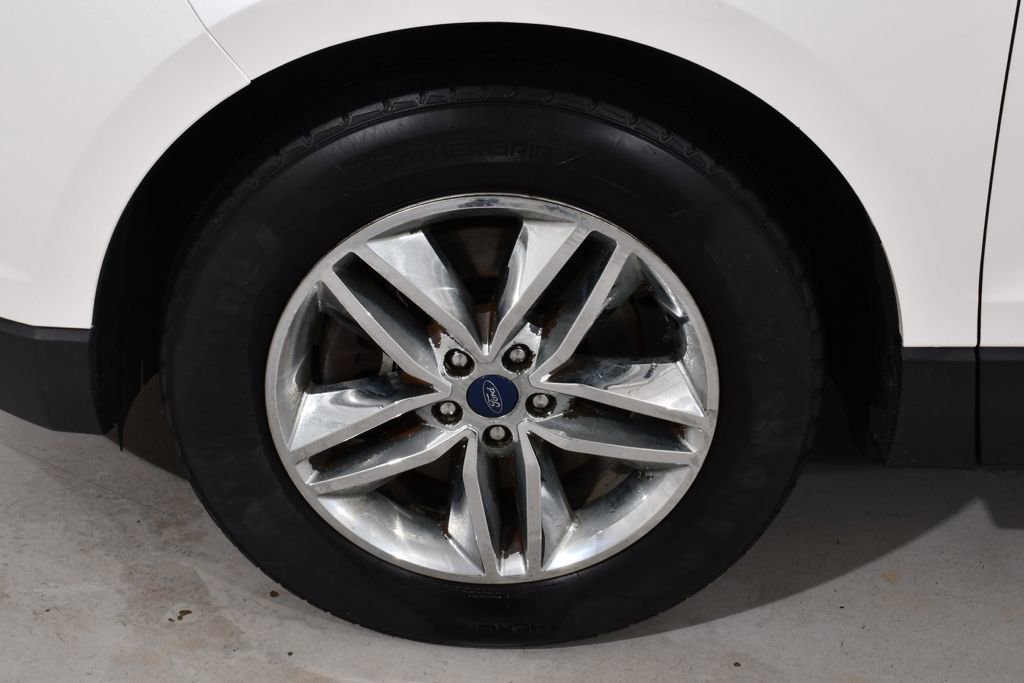 Used 2016 Ford Edge SEL w/ Equipment Group 201A AWD/4WD image 23