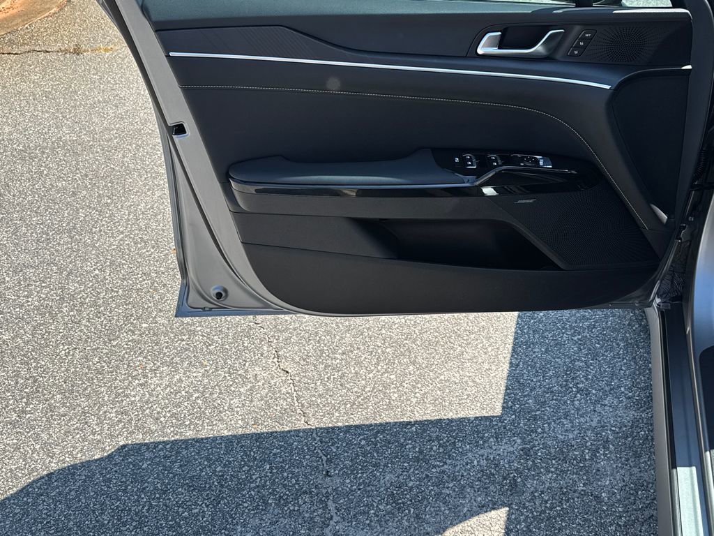 New 2026 Kia K5 GT image 10