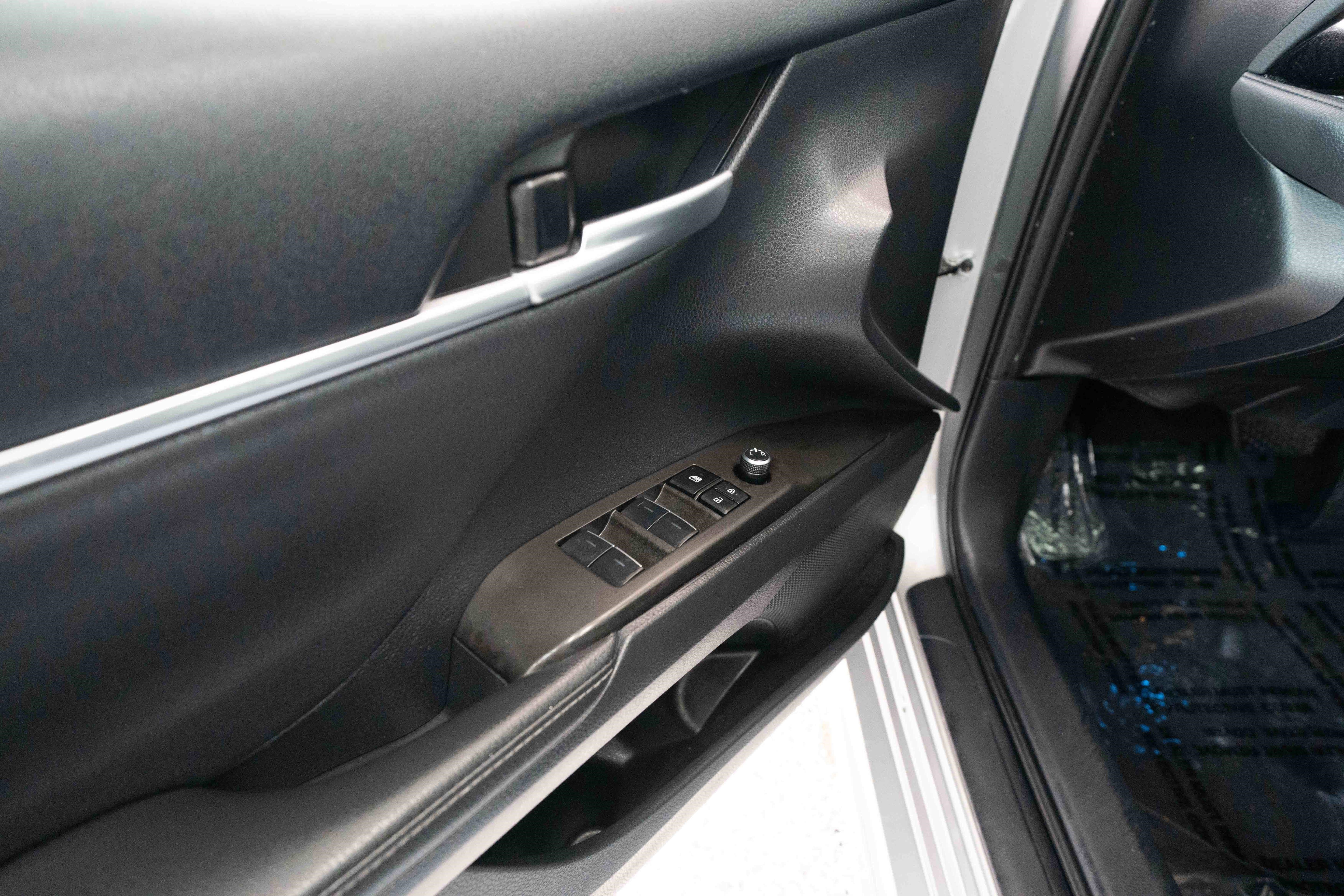 Used 2024 Toyota Camry XSE w/ Navigation Package AWD/4WD image 7