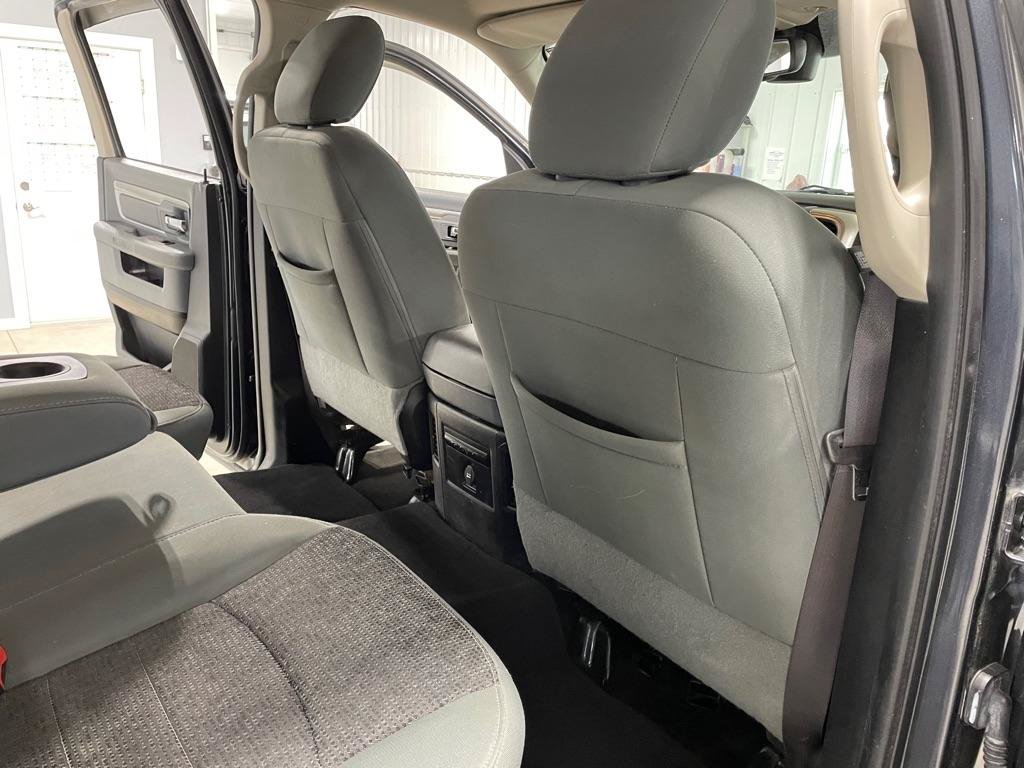Used 2015 RAM 1500 Classic SLT w/ SLT Plus D←cor Group AWD/4WD image 20