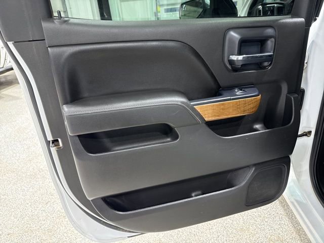Used 2016 Chevrolet Silverado 1500 LTZ w/ Sport Package AWD/4WD image 12