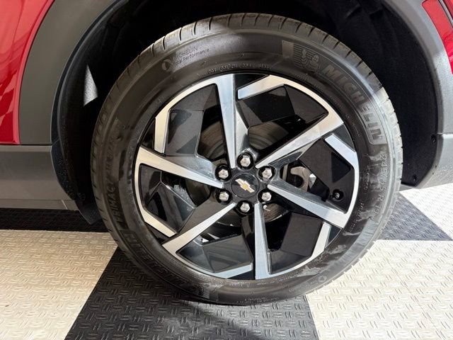 New 2026 Chevrolet Equinox EV LT AWD/4WD image 10