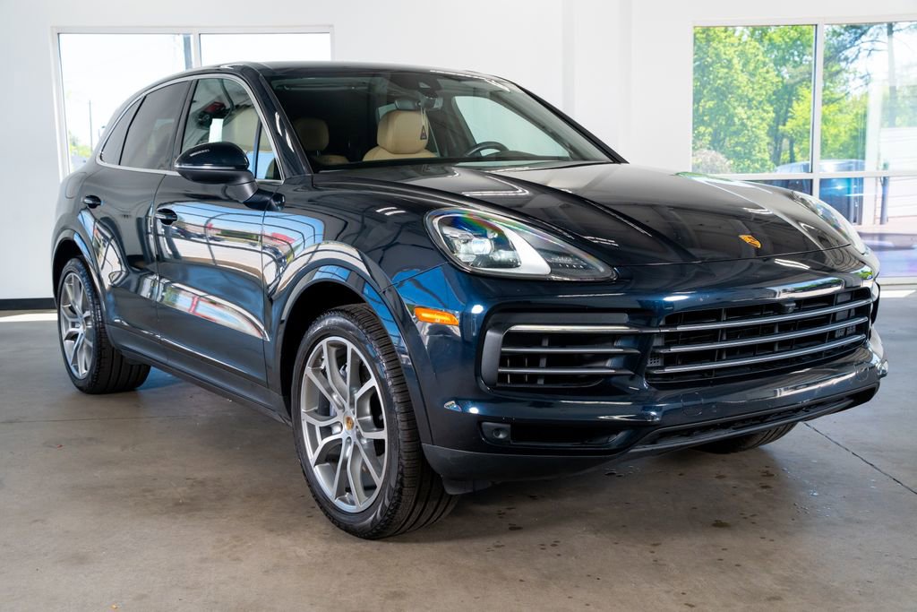 Used 2021 Porsche Cayenne AWD/4WD image 4