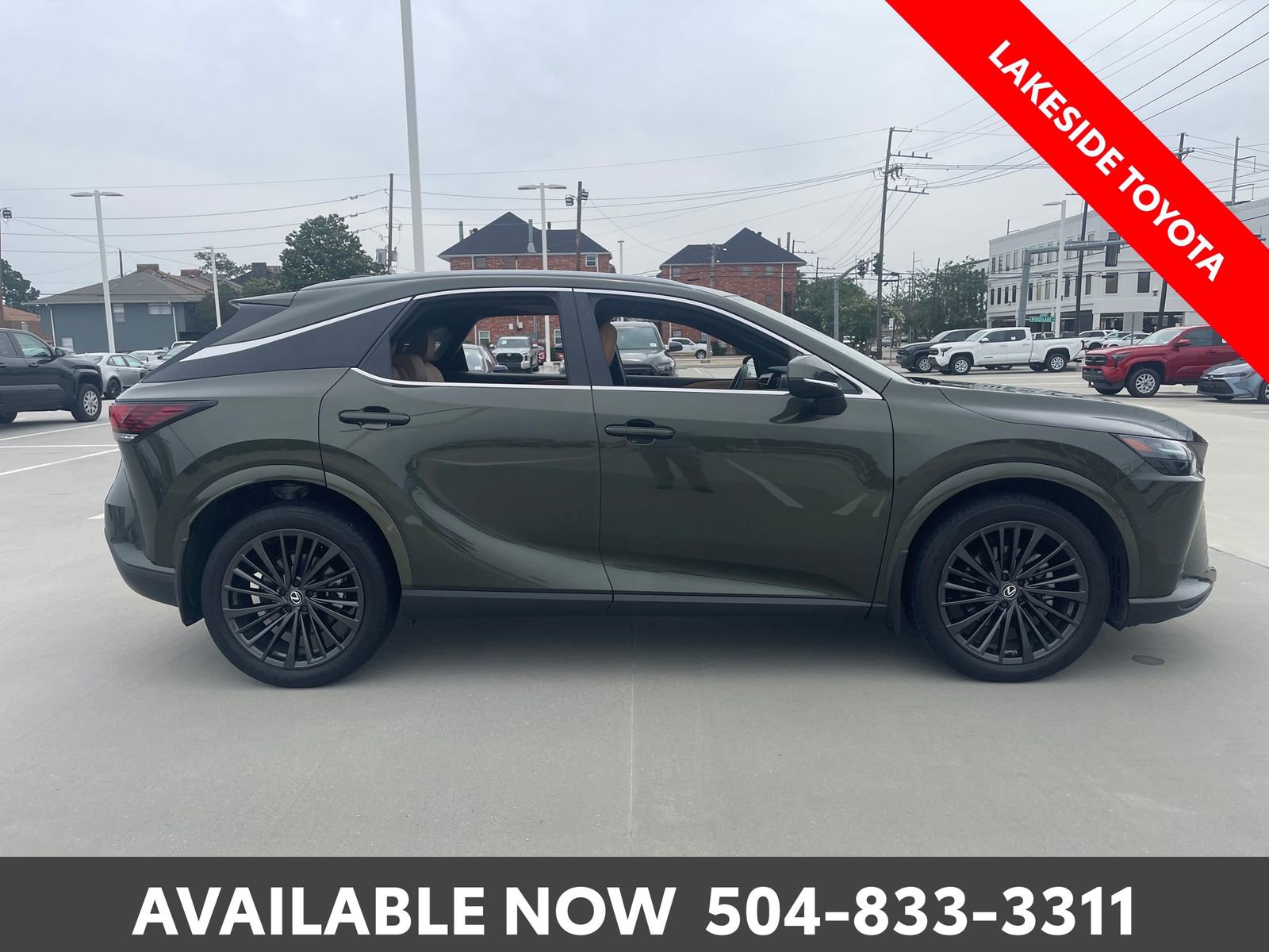 Used 2024 Lexus RX 350 Premium w/ Accessory Package (Z1) FWD image 6