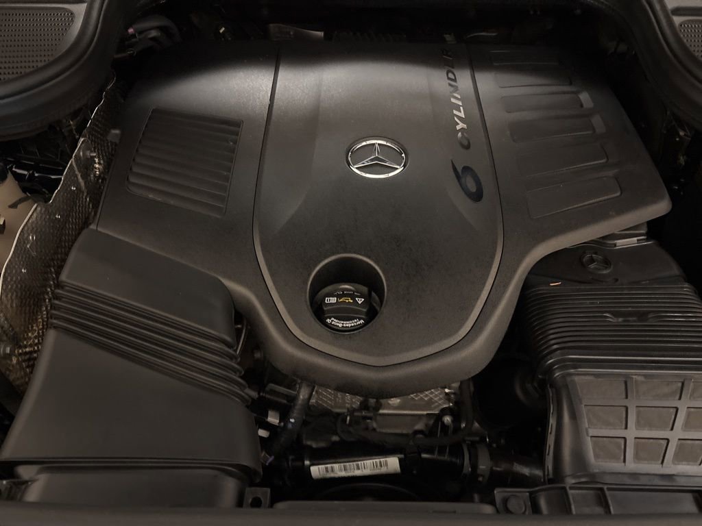 Used 2022 Mercedes-Benz GLS 450 4MATIC image 29
