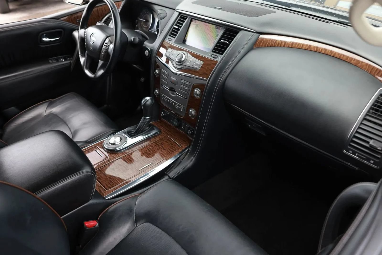 Used 2019 Nissan Armada Platinum w/ Captain's Chairs Package RWD image 27