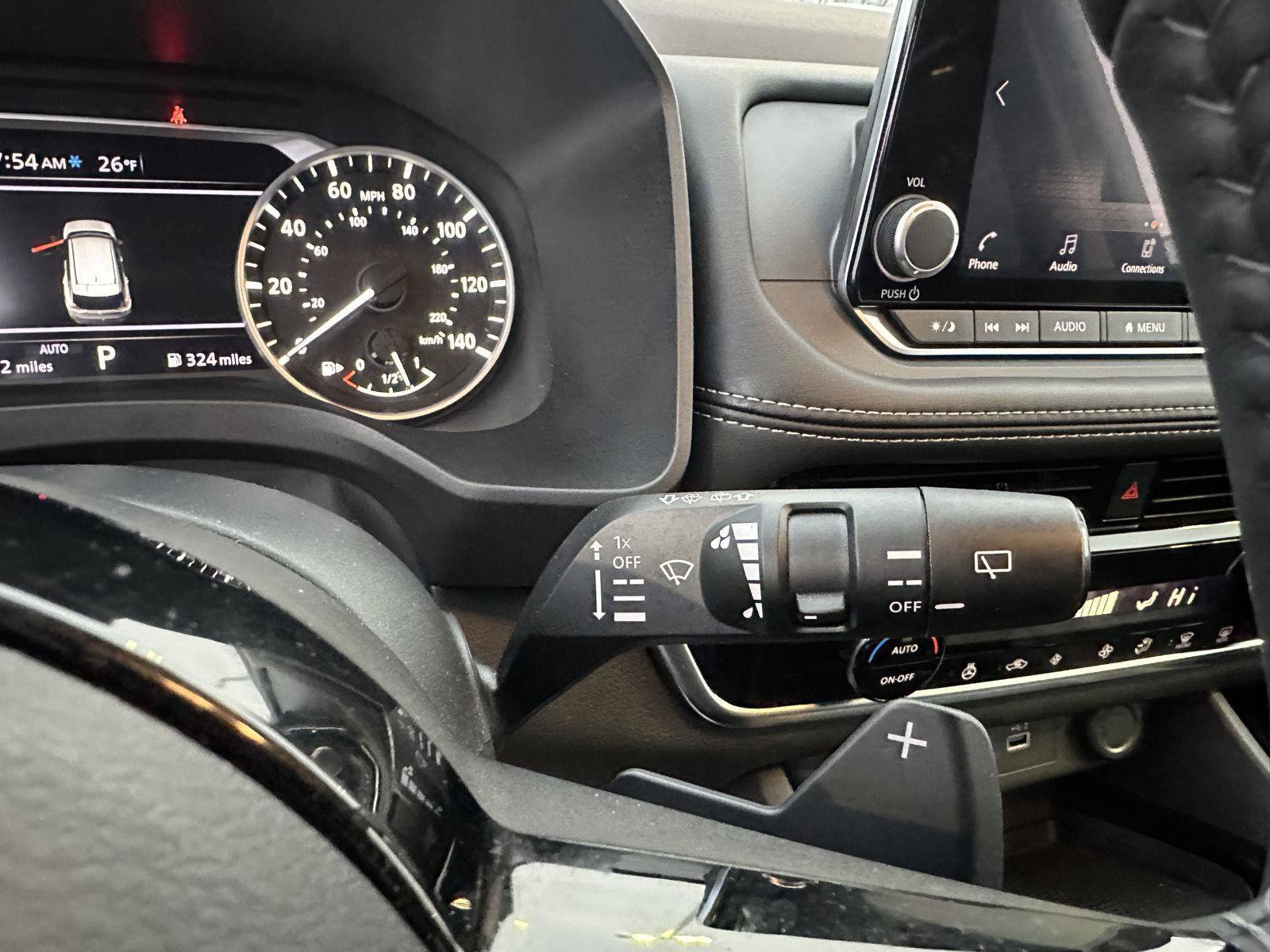 Used 2022 Nissan Rogue SV w/ SV Premium Package image 30