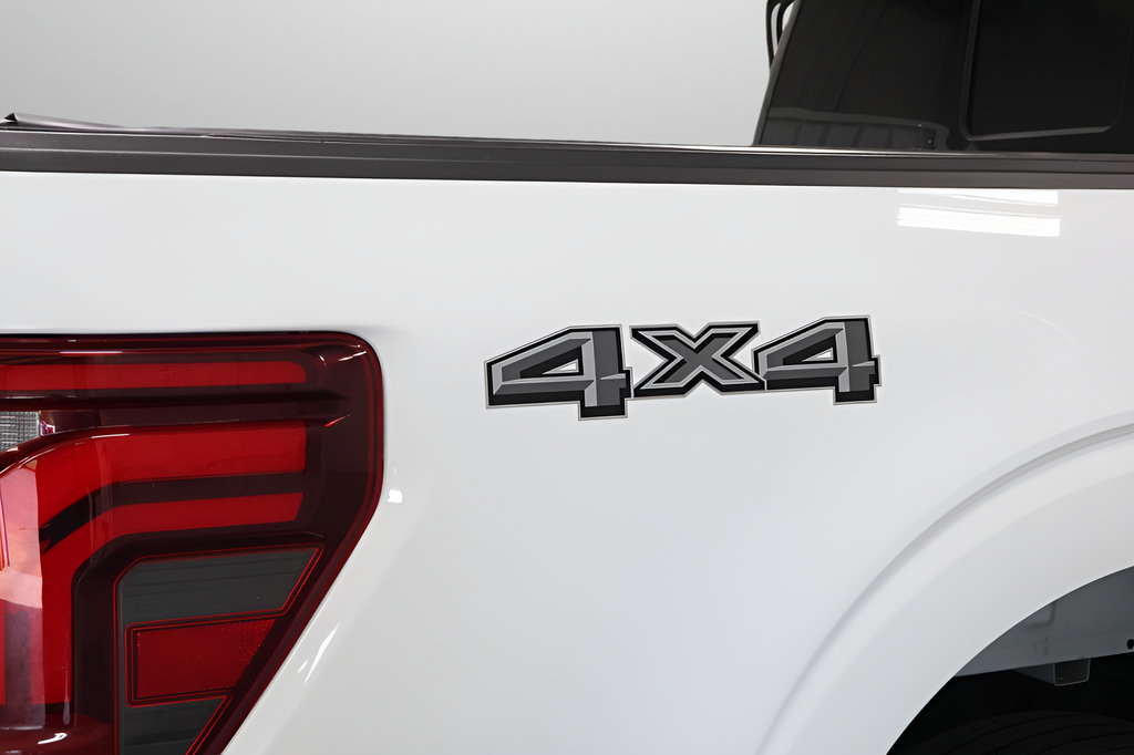 Used 2024 Ford F150 Lariat AWD/4WD image 22