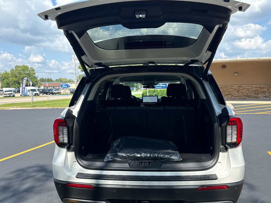 New 2026 Ford Explorer Active w/ Active Comfort Package AWD/4WD image 31