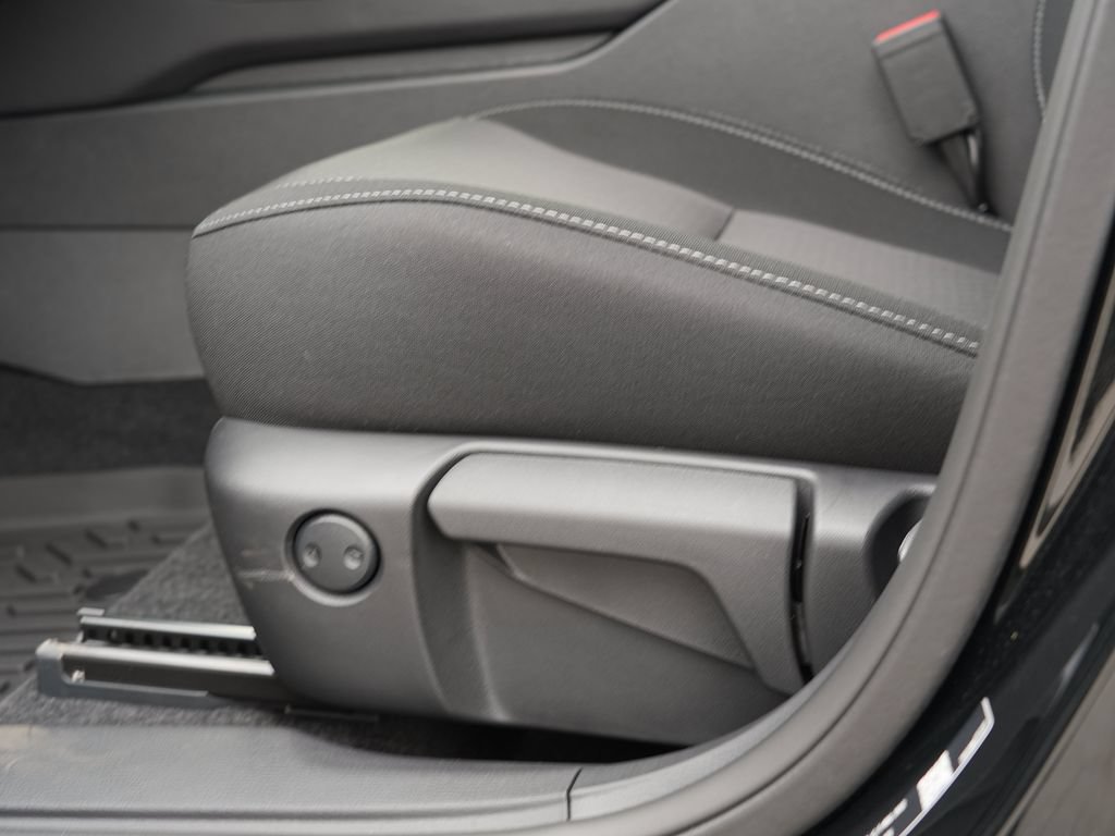 New 2026 Mitsubishi Outlander ES AWD/4WD image 15