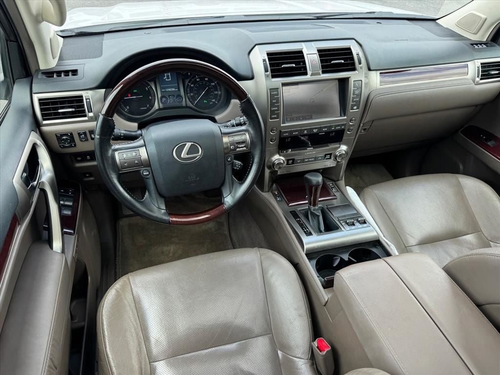Used 2018 Lexus GX 460 Premium AWD/4WD image 15