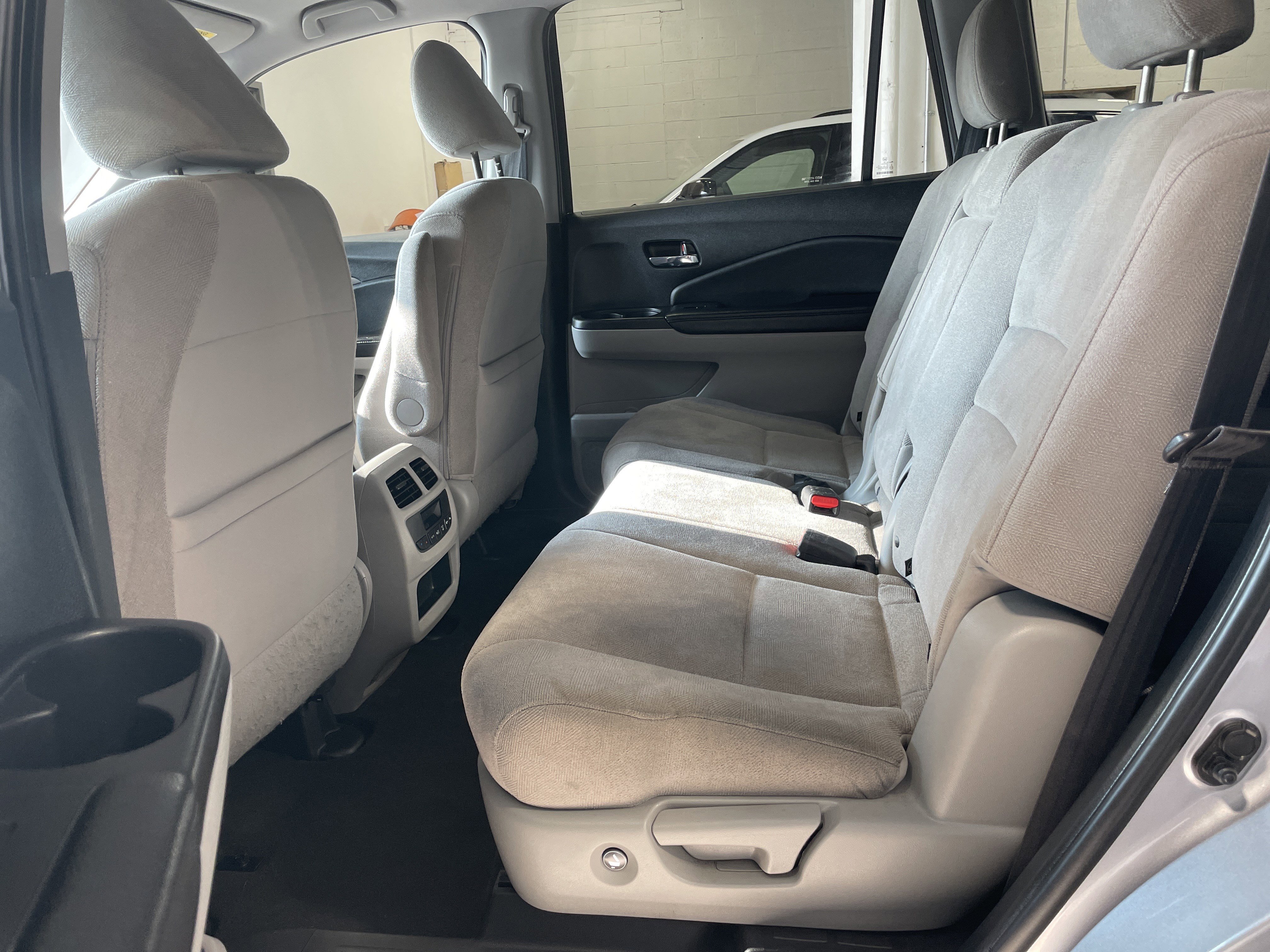 Used 2021 Honda Pilot EX image 29