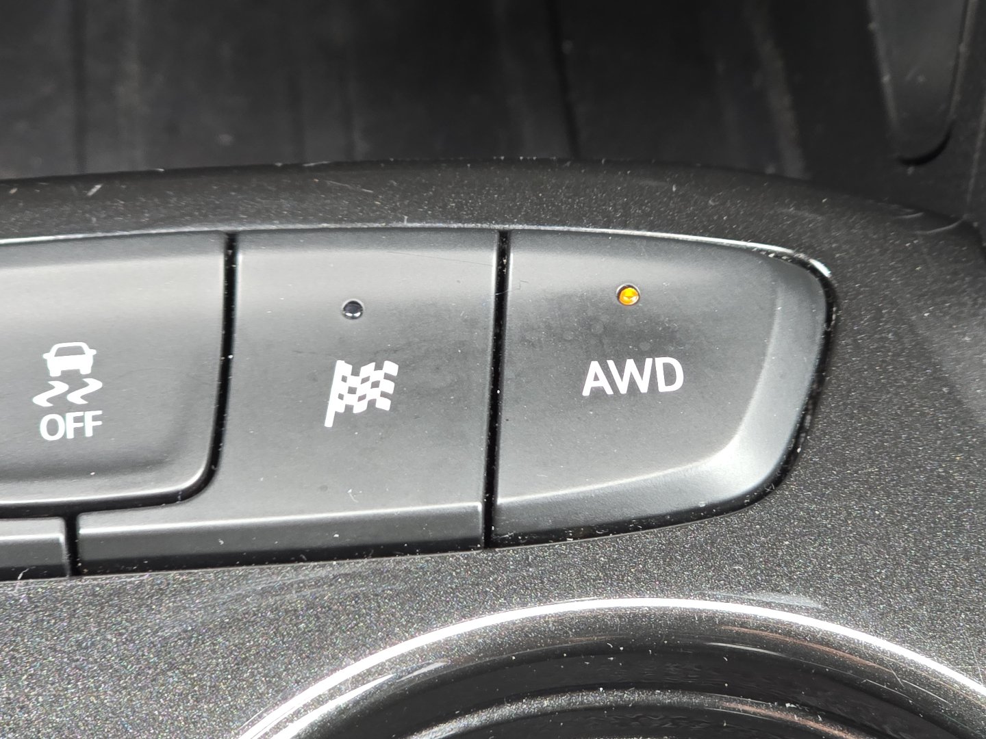 Used 2025 Chevrolet TrailBlazer LT AWD/4WD image 11