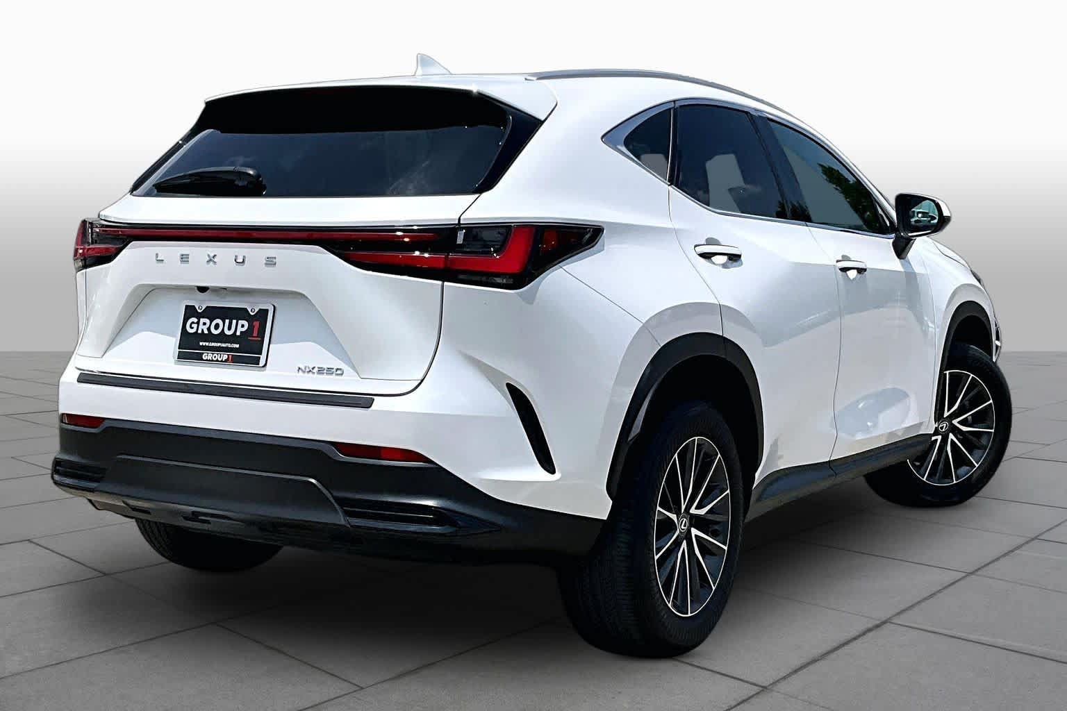 Used 2024 Lexus NX 250 FWD w/ Towing Package (2000 Lbs) image 11
