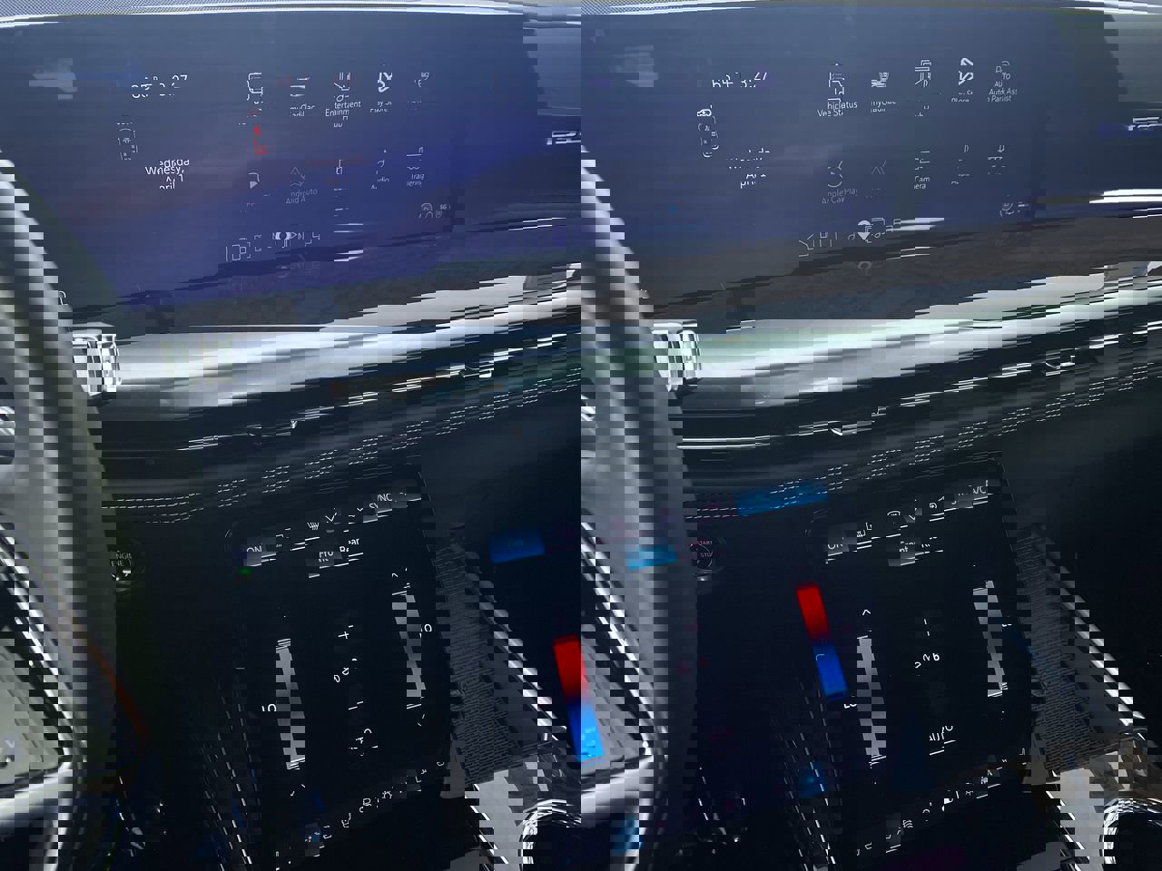 Certified 2025 Cadillac Escalade Sport Platinum w/ LPO, Floor Liner Package image 5