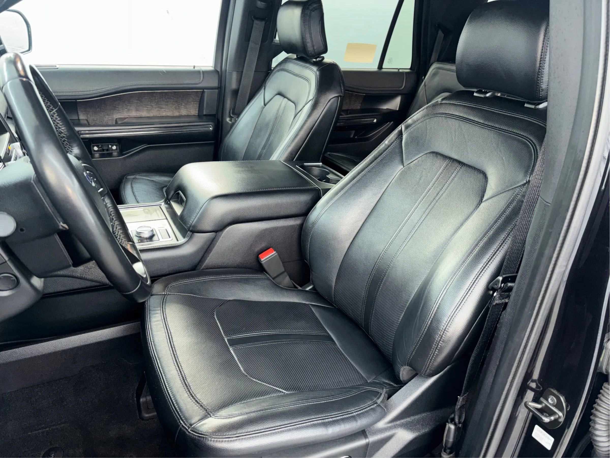 Used 2019 Ford Expedition Max Limited w/ Equipment Group 301A image 13