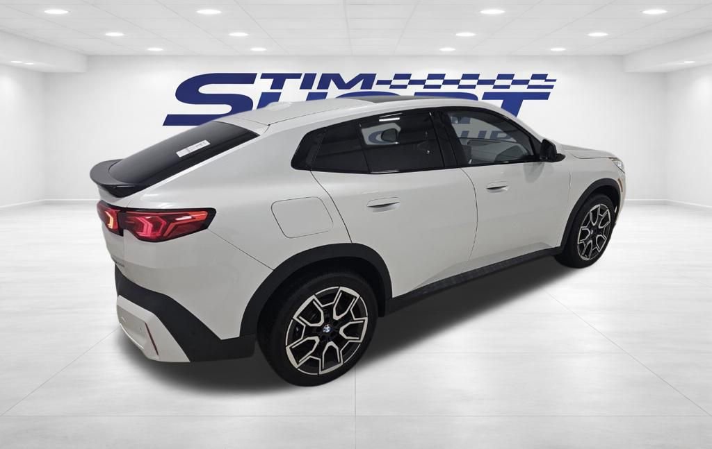 Used 2025 BMW X2 xDrive28i image 5