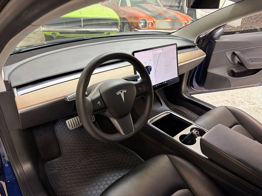 Used 2021 Tesla Model 3 Performance AWD/4WD image 23