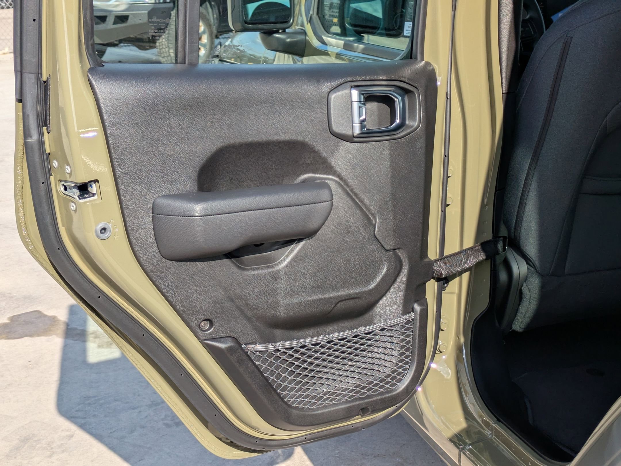 Certified 2025 Jeep Wrangler Sport image 14