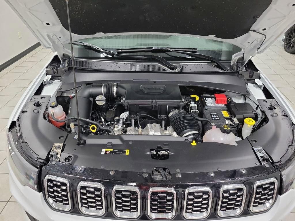 Used 2025 Jeep Compass Limited image 56