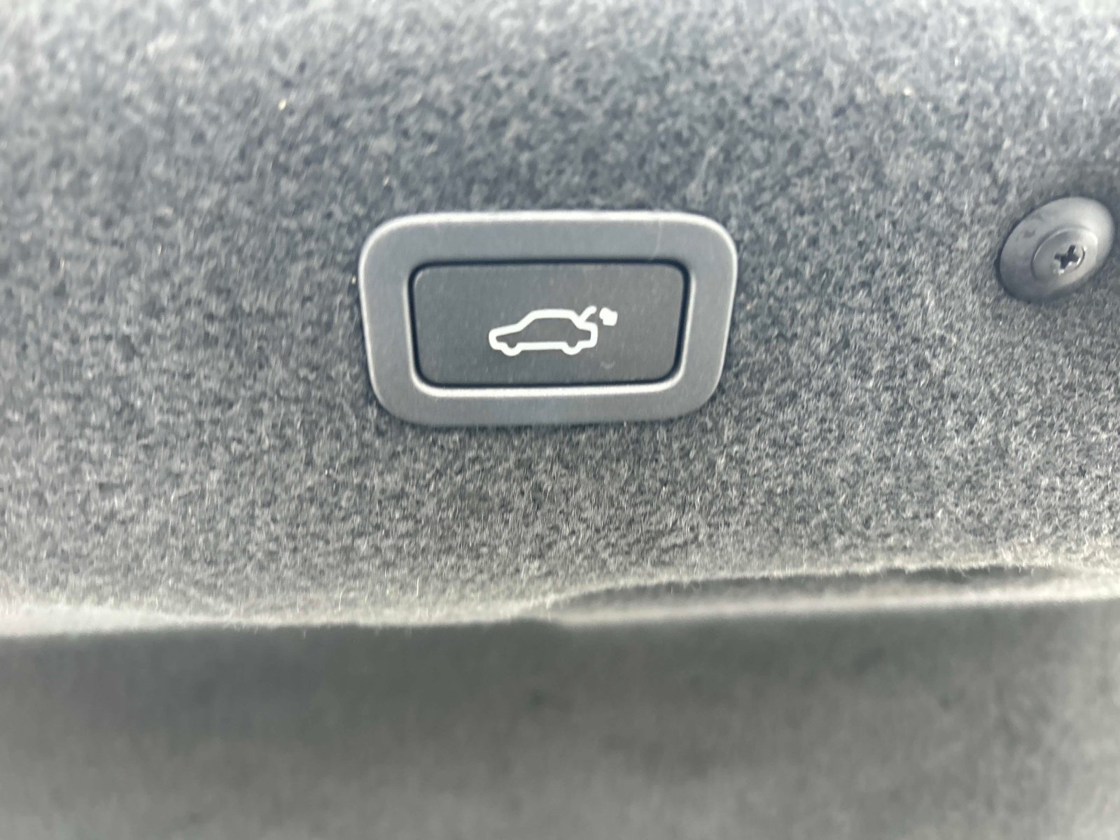 Used 2016 Jaguar XF Prestige RWD image 14