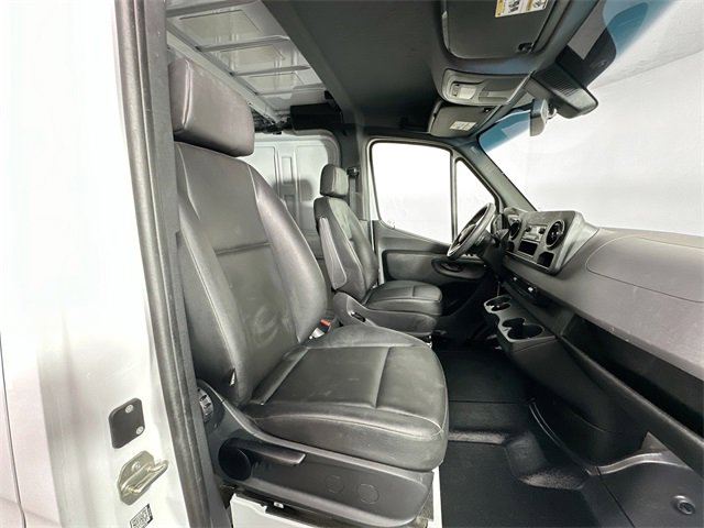 Used 2023 Mercedes-Benz Sprinter 1500 image 24