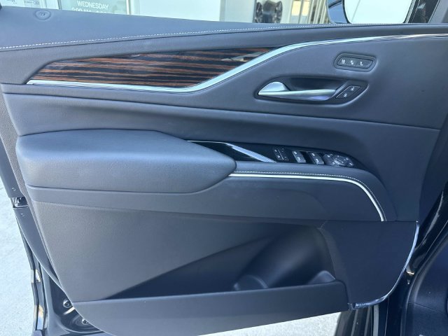 Used 2024 Cadillac Escalade Premium Luxury w/ LPO, Floor Liner Package AWD/4WD image 15