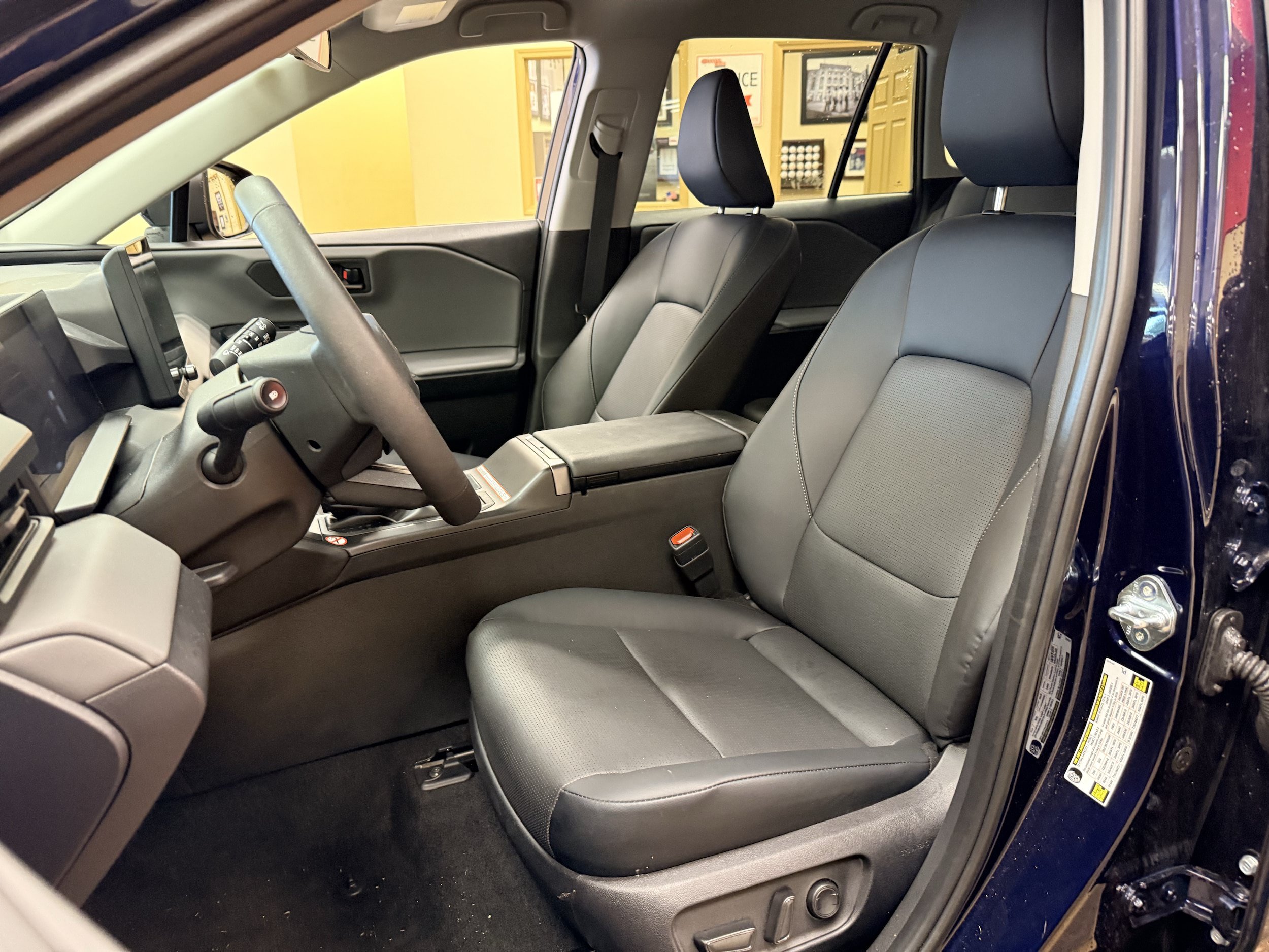 Used 2026 Toyota RAV4 XLE Premium AWD/4WD image 6