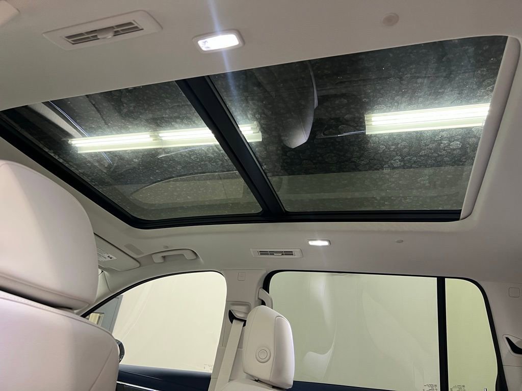 New 2026 Buick Enclave Avenir w/ Super Cruise Package image 29