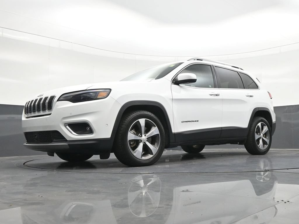 Used 2019 Jeep Cherokee Limited w/ Luxury Group FWD image 23