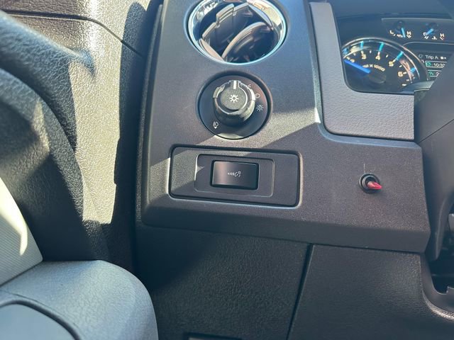 Used 2012 Ford F150 XLT w/ XLT Chrome Pkg image 15